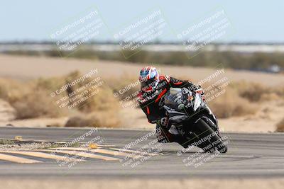 media/Nov-16-2025-Race Pace (Sun) [[8c5fa54630]]/Verified Riders/9-Turn 16 (150pm)/